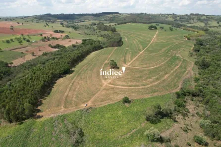 Lote/Terreno à venda, 138m² no , Echaporã