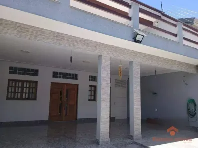 Casa com 3 Quartos à venda, 400m² no Adalgisa, Osasco