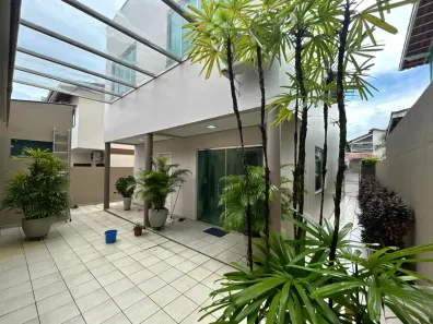 Casa de Condomínio com 3 Quartos à venda, 221m² no Flores, Manaus