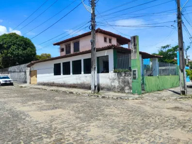 Sobrado com 4 Quartos à venda, 300m² no Loteamento Nova Itaparica, Itaparica