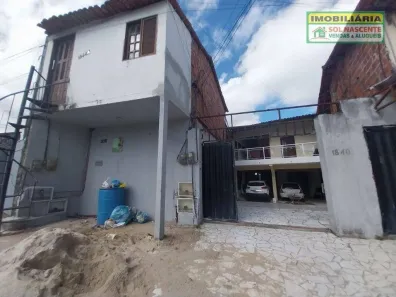 Casa com 2 Quartos para alugar, 110m² no Guajeru, Fortaleza