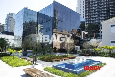 Sala Comercial para alugar, 130m² no Centro, Florianópolis