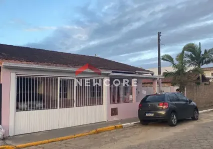 Casa com 4 Quartos à venda, 170m² no Paes Leme, Imbituba