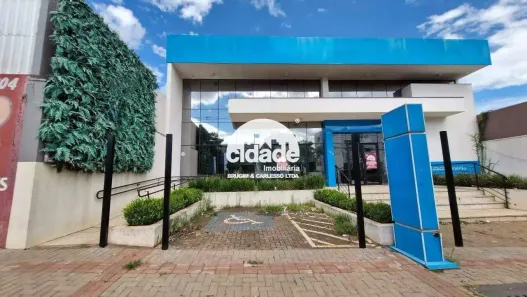 Sala Comercial para alugar, 700m² no Centro, Cascavel