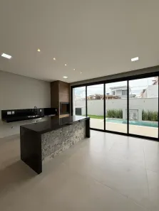 Casa de Condomínio com 3 Quartos à venda, 233m² no Jardim Ubirajara, Cuiabá