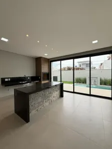 Sobrado com 3 Quartos à venda, 233m² no Jardim Ubirajara, Cuiabá