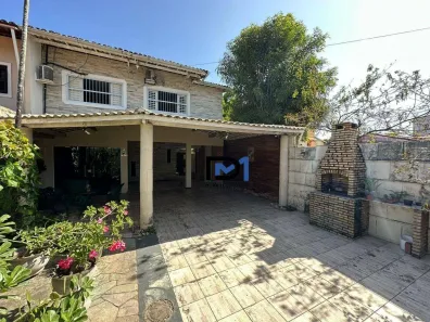 Casa com 4 Quartos à venda, 190m² no Maraponga, Fortaleza