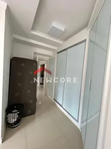 Apartamento com 3 Quartos à venda, 202m² no Meia Praia, Itapema