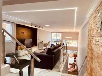 Casa com 4 Quartos à venda, 320m² no Jardim Londrina, São Paulo