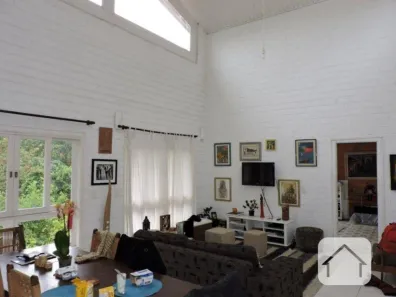 Casa de Condomínio com 4 Quartos à venda, 205m² no Jardim Indaiá, Embu das Artes