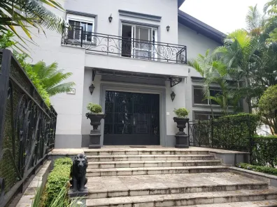 Casa de Condomínio com 5 Quartos para alugar, 750m² no Alphaville Residencial Um, Barueri