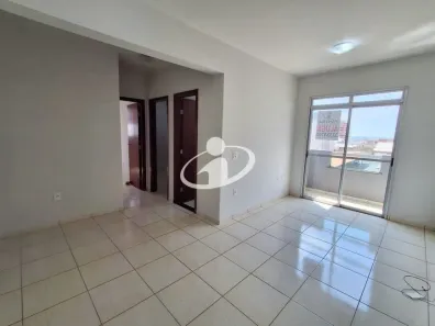Apartamento com 2 Quartos para alugar, 65m² no Laranjeiras, Uberlândia