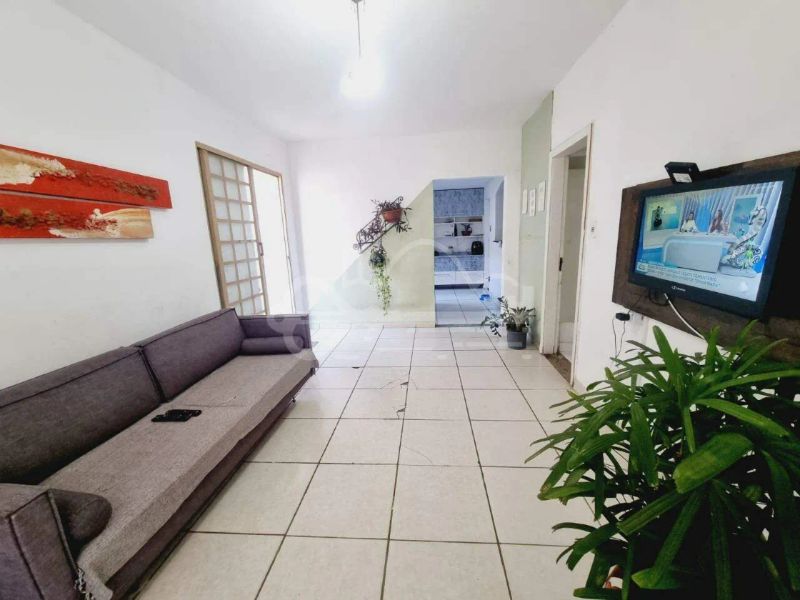 Casa com 6 quartos — Alípio de Melo, Belo Horizonte