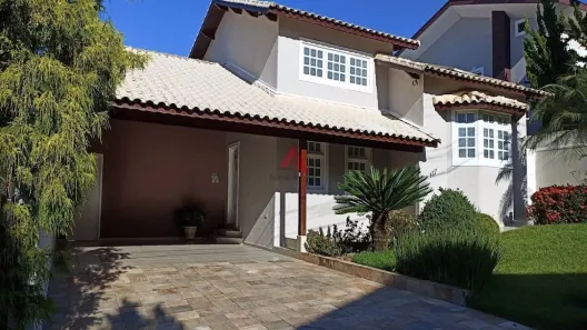Casa de Condomínio com 3 Quartos à venda, 200m² no Vila Zezé, Jacareí