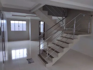 Sobrado com 3 Quartos à venda, 147m² no FAG, Cascavel