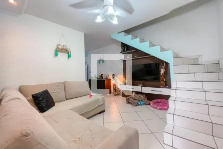 Casa com 2 Quartos à venda, 157m² no Jardim D'Abril, Osasco