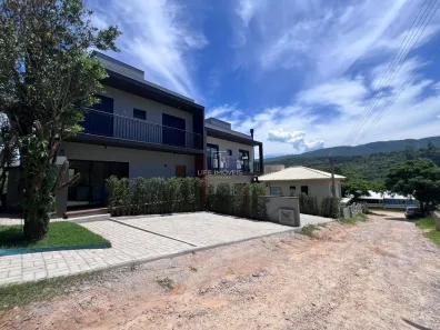 Casa com 2 Quartos à venda, 100m² no Areias de Macacu, Garopaba
