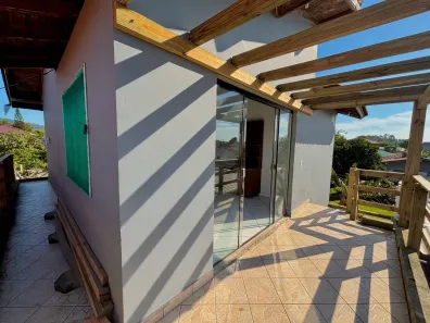 Casa com 2 Quartos para alugar, 80m² no , Garopaba