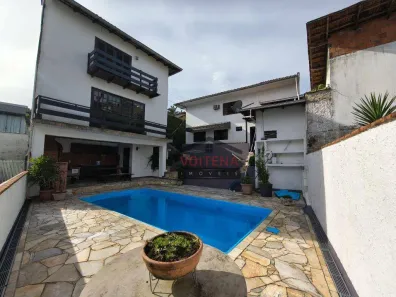 Casa com 4 Quartos à venda, 172m² no Saguaçu, Joinville