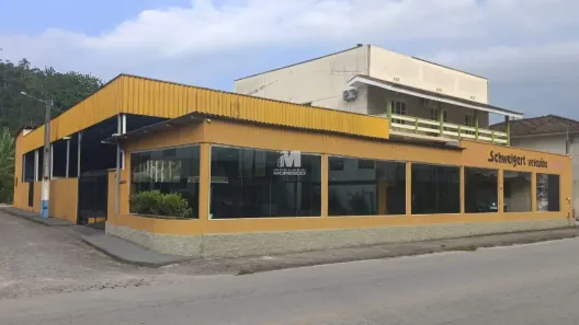 Imóvel Comercial com 3 Quartos à venda, 850m² no , Guabiruba