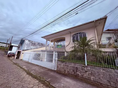 Casa com 5 Quartos à venda, 398m² no Capoeiras, Florianópolis