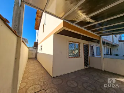 Sobrado com 2 Quartos para alugar, 60m² no Centro, Palhoça