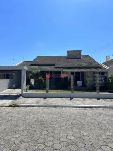 Casa com 3 Quartos à venda, 220m² no Jardim das Avenidas, Araranguá