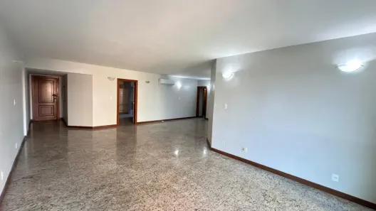 Apartamento com 4 Quartos para alugar, 200m² no Ponta Negra, Manaus