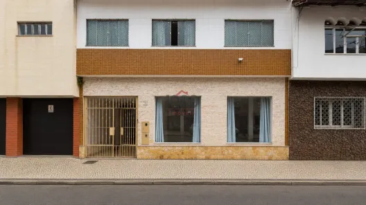 Ponto Comercial com 2 Quartos para alugar, 60m² no São Mateus, Juiz de Fora