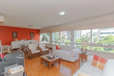 Apartamento com 3 Quartos à venda, 167m² no Moinhos de Vento, Porto Alegre