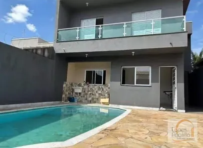 Casa com 3 Quartos à venda, 180m² no Nova Cerejeira, Atibaia