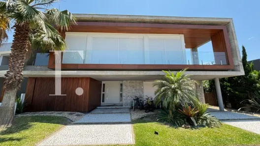 Sobrado com 4 Quartos à venda, 199m² no XANGRI-LÁ, Xangri-Lá
