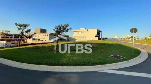 Lote/Terreno à venda, 555m² no Jardins França, Goiânia