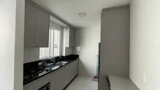 Apartamento com 2 Quartos para alugar, 50m² no Bela Vista, Palhoça