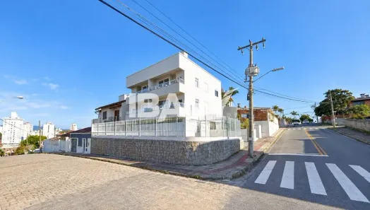 Apartamento com 2 Quartos para alugar, 64m² no Jardim Atlântico, Florianópolis