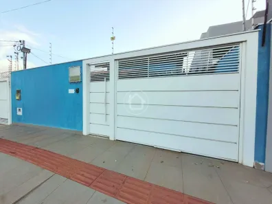 Casa com 3 Quartos à venda, 150m² no Monte Carlo, Campo Grande