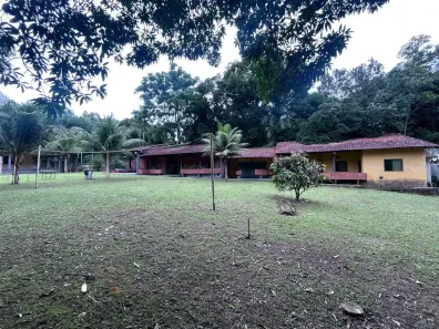 Casa de Condomínio com 4 Quartos à venda, 2000m² no Tarumã-Açu, Manaus