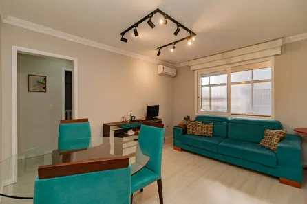 Apartamento com 2 Quartos à venda, 71m² no Vila Ipiranga, Porto Alegre