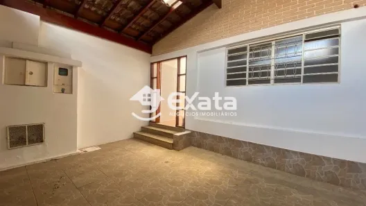 Casa com 2 Quartos para alugar, 140m² no Jardim Sandra, Sorocaba