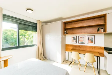 Apartamento com 1 Quarto para alugar, 27m² no Mont Serrat, Porto Alegre