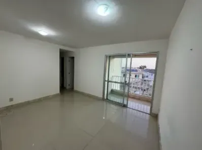Apartamento com 3 Quartos para alugar, 72m² no Buraquinho, Lauro de Freitas