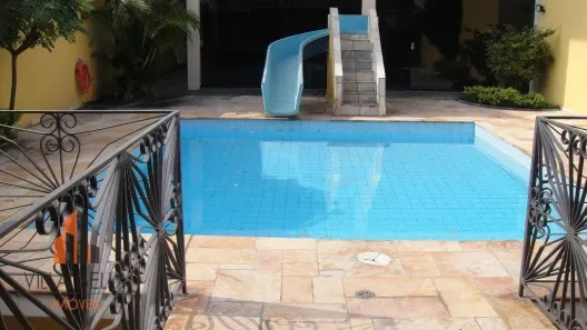 Sobrado com 4 Quartos para alugar, 500m² no Campestre, Santo André