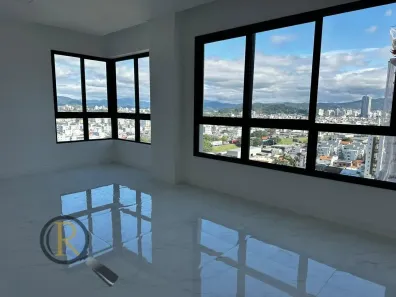 Apartamento com 3 Quartos à venda, 132m² no Centro, Balneário Camboriú