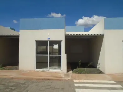 Casa com 2 Quartos à venda, 113m² no Loteamento Residencial Pequis, Uberlândia