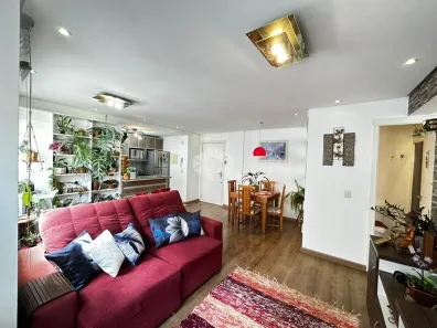 Apartamento com 2 Quartos à venda, 65m² no Vila Ipiranga, Porto Alegre