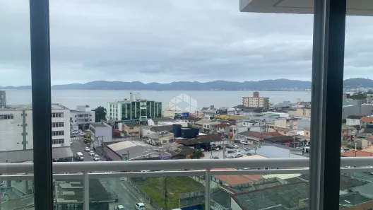 Apartamento com 2 Quartos à venda, 96m² no Barreiros, São José