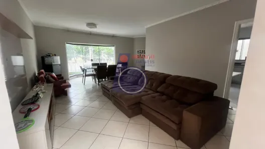 Casa com 3 Quartos para alugar, 237m² no Jardim Avelino, São Paulo