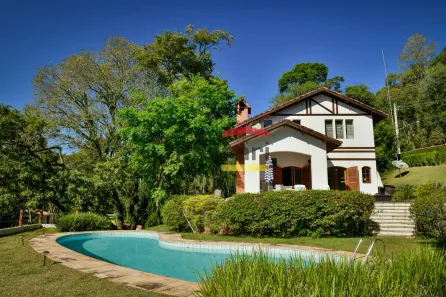 Sobrado com 3 Quartos para alugar, 260m² no Caraguatá, Mairiporã
