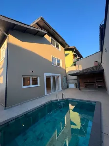 Casa de Condomínio com 3 Quartos à venda, 255m² no Vila Oliveira, Mogi das Cruzes