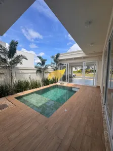 Casa de Condomínio com 3 Quartos à venda, 255m² no Petrópolis, Várzea Grande